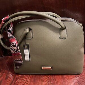 London Fog Pocketbook